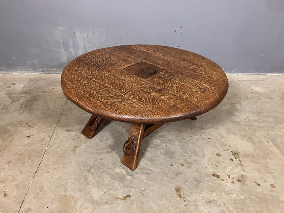Image 1 of Table basse rustique en chêne brutaliste