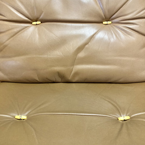 Image 1 of Fauteuil Cuir Design Scandinave "Bernt Petersen" 1960