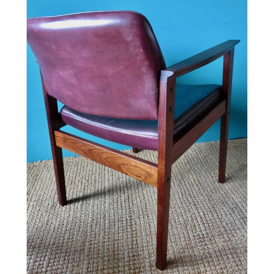 Image 1 of Paire de fauteuils vintage en palissandre de Rio et cuir prune, Danemark 1960