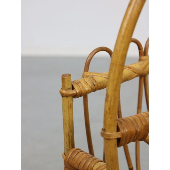 Image 1 of Porte-journaux vintage en rotin