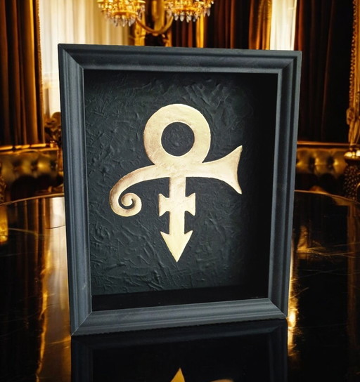 Logo Prince Or Plaqué Or 23Ct Encadré