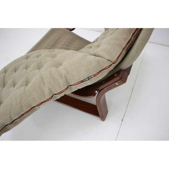 Image 1 of Fauteuil et repose-pieds vintage scandinave en bois et tissu, années 1960