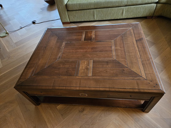 Image 1 of Table basse