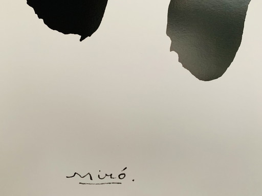 Joan Miro, Gesigneerd Met Registratie In Impressum Copyright 'Prolitteris Zürich, 2001'. Signé et daté dans la plaque.