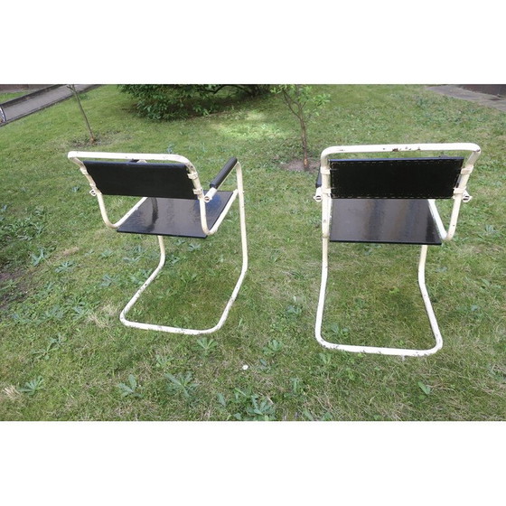Image 1 of Paire de chaises de jardin luge en fer peint et bois, années 1930