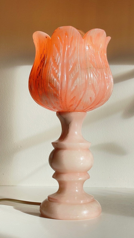 Image 1 of Lampe Tulipe  Albatre Rose Années 70 France