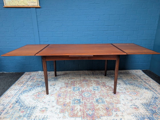 Image 1 of Table de salle à manger extensible des années 1960, design danois de Rogenstrup Møbelfabrik