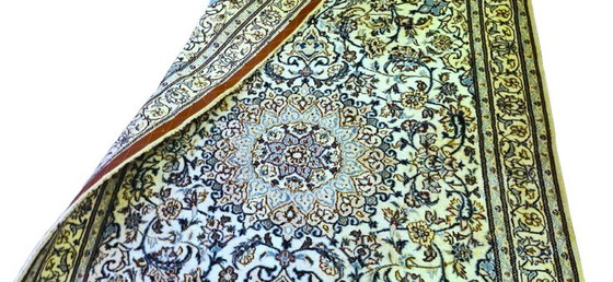 Image 1 of Tapis persan original Naïn