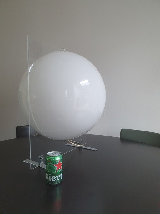 Lampe à boule design en plexiglas Xxl, 1960s