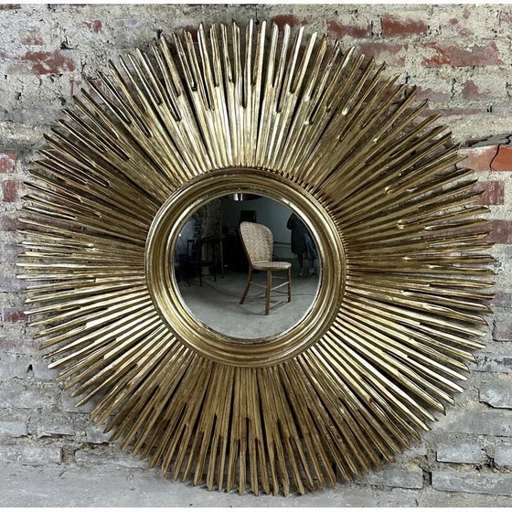 Image 1 of Miroir de lunettes de soleil vintage avec cadre en bois sculpté doré, France 2000