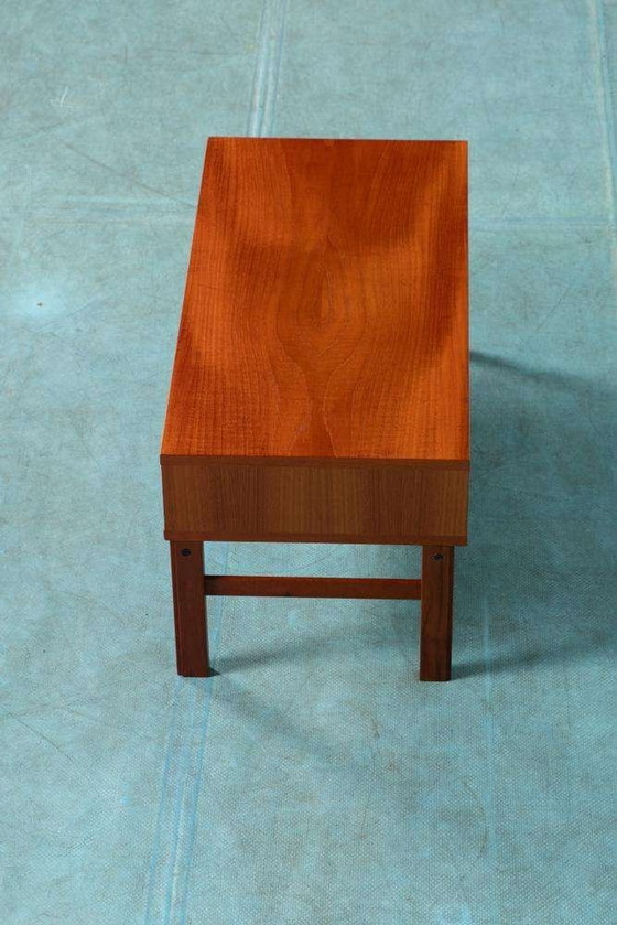 Image 1 of Buffet bas Japandi en teck, buffet minimaliste midcentury