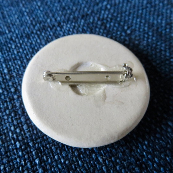 Image 1 of Broche vintage et paire de boucles d'oreilles en émail craquelé par Ole Bjorn Kruger, Danemark