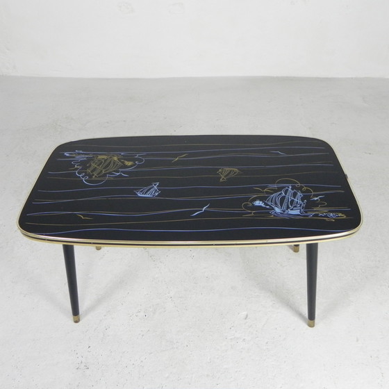 Image 1 of Table basse vintage avec plateau en verre et pieds angulaires