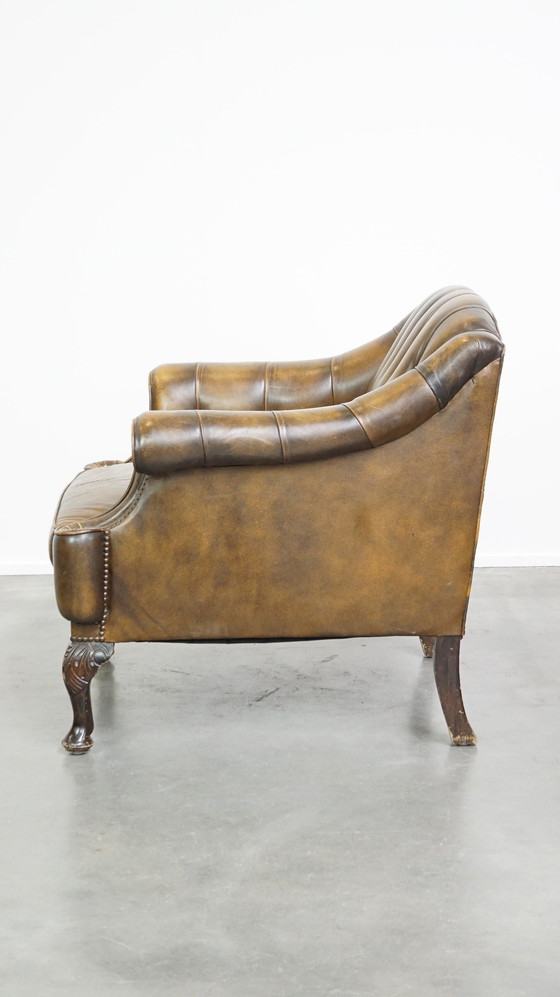 Image 1 of Fauteuil Chesterfield en cuir de vache