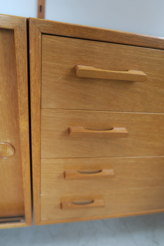 Image 1 of Etagère murale danoise en teck des années 60 par Kai Kristiansen