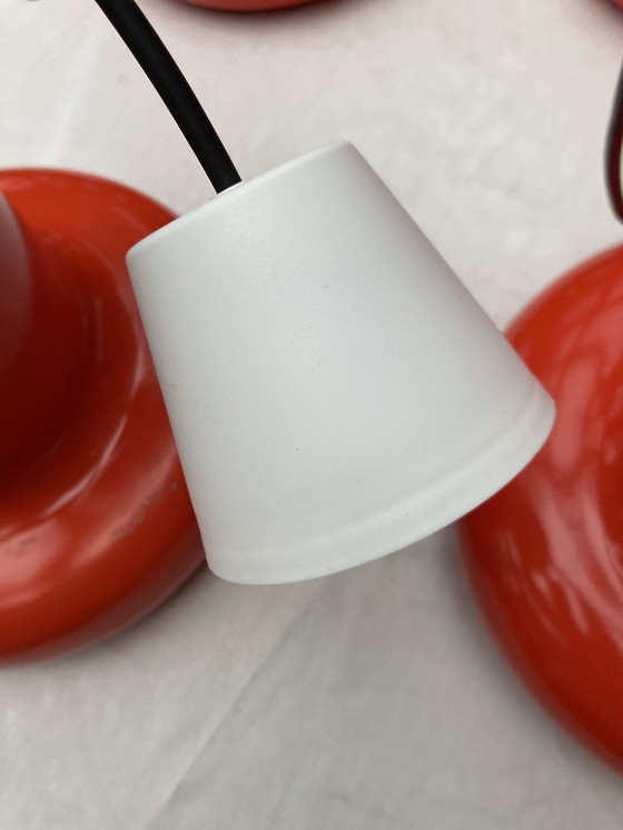 Image 1 of 4 Suspensions En Métal, Orange Années 70.