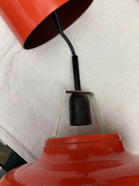 Image 1 of 4 Suspensions En Métal, Orange Années 70.