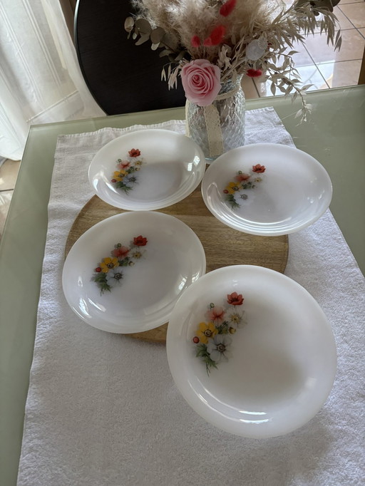 4 Petites Assiettes