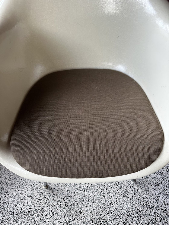 Image 1 of 1X Charles & Ray Eames Dax Chair For Herman Miller
