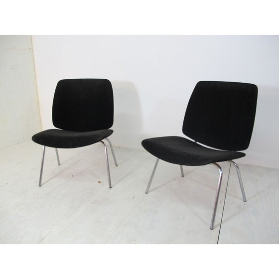 Image 1 of Paire de fauteuils noirs vintage de Kho Liang Ie et Jan Ruigrok