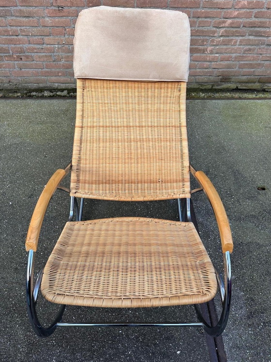 Image 1 of Chaise à bascule en osier et chrome, 1970