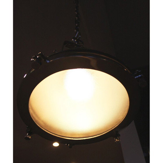Image 1 of Suspension en nickel, style industriel.