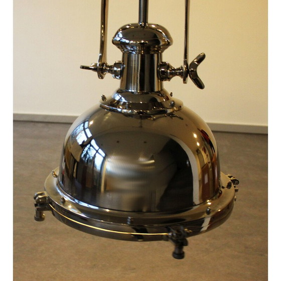 Image 1 of Suspension en nickel, style industriel.