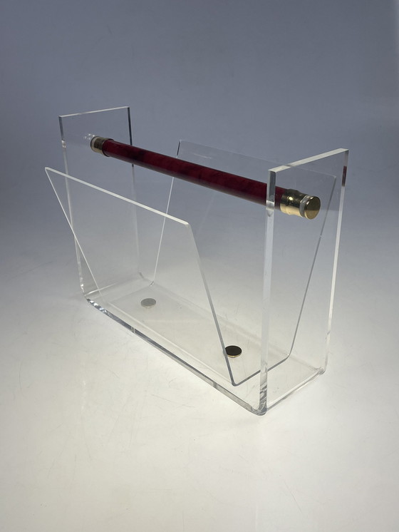 Image 1 of Boîte de conférence/boîte à journaux en plexiglas, années 1970, style régence hollywoodienne