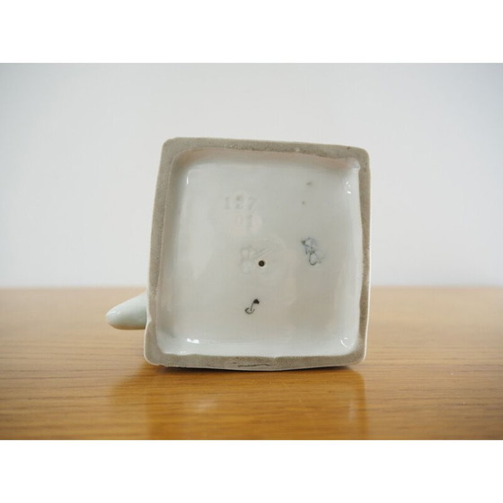 Image 1 of Sculpture de renard en porcelaine du milieu du siècle, années 1960