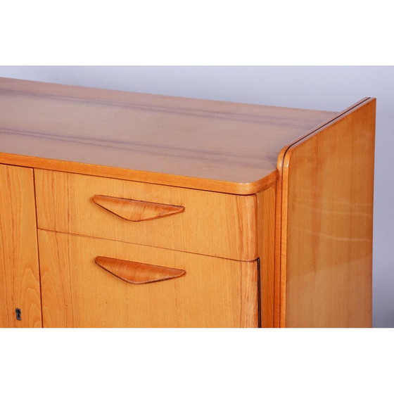 Image 1 of Armoire en bois de frêne du milieu du siècle par Tatra Pravenec, Tchécoslovaquie années 1950