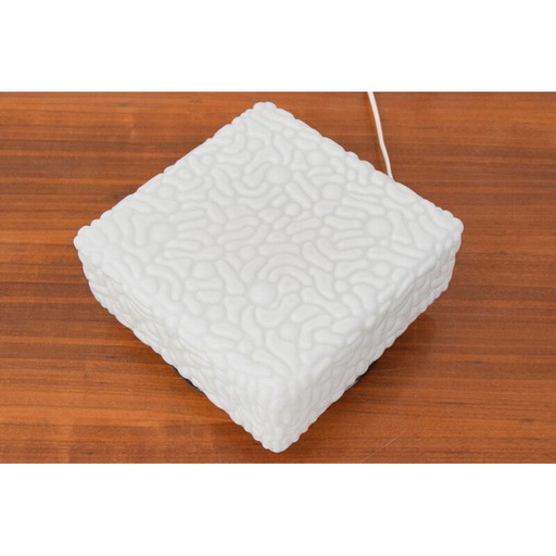 Applique vintage en verre de lait et métal, Tchécoslovaquie 1970