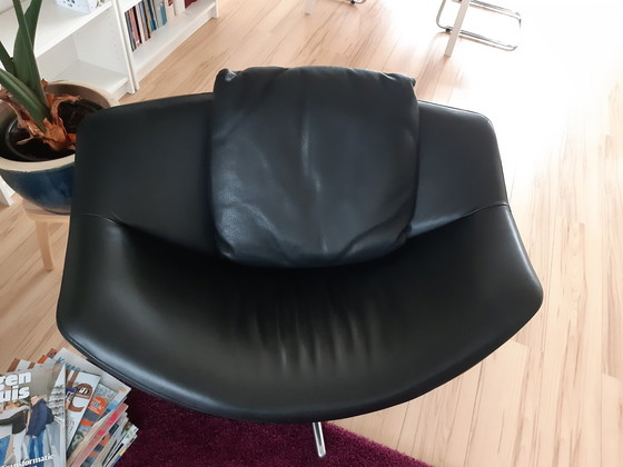 Image 1 of Fauteuil pivotant en cuir