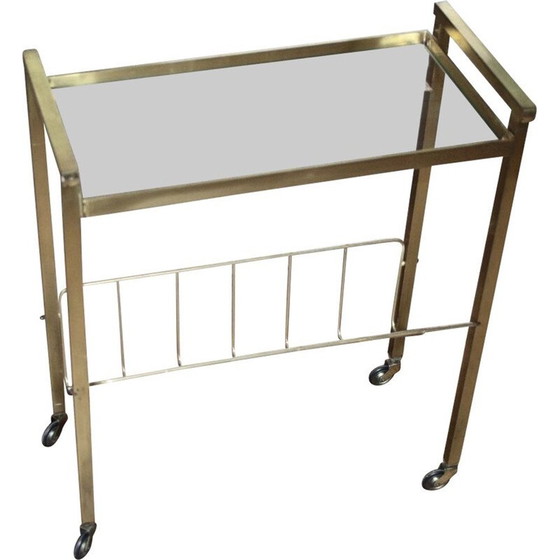 Image 1 of Table d'appoint vintage avec porte-revues en laiton et verre, 1960