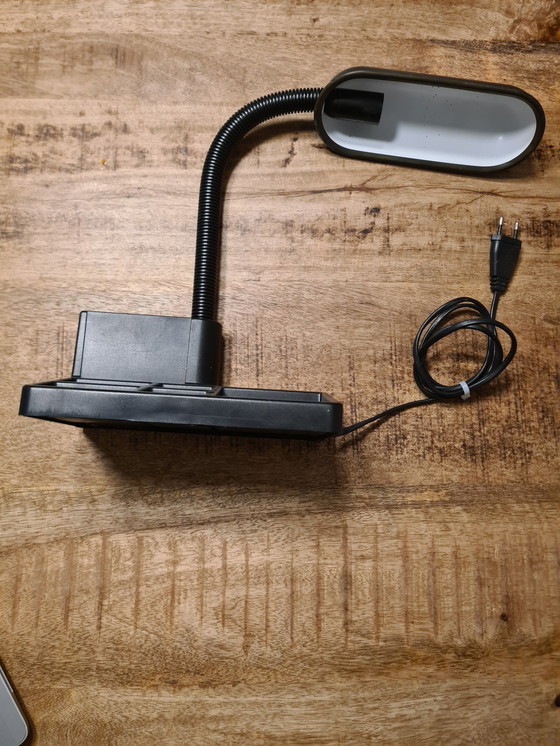 Image 1 of Lampe de bureau vintage avec porte-plume