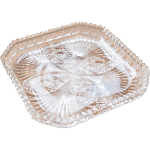Plateau vintage carré en cristal de Bohème sculpté à la main