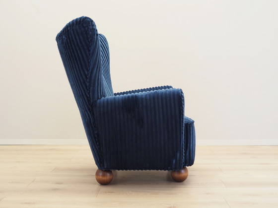 Image 1 of Fauteuil bleu marine, design scandinave, production : Danemark