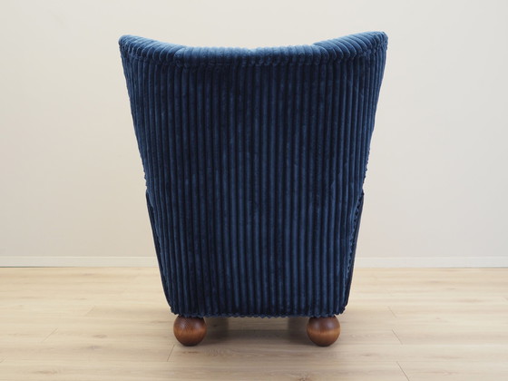 Image 1 of Fauteuil bleu marine, design scandinave, production : Danemark