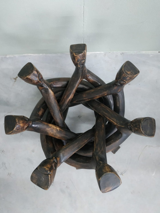 Image 1 of Table d'appoint en bois africain sculpté