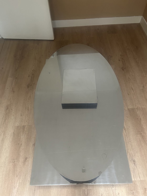 Image 1 of Table à miroir unique en acier inoxydable