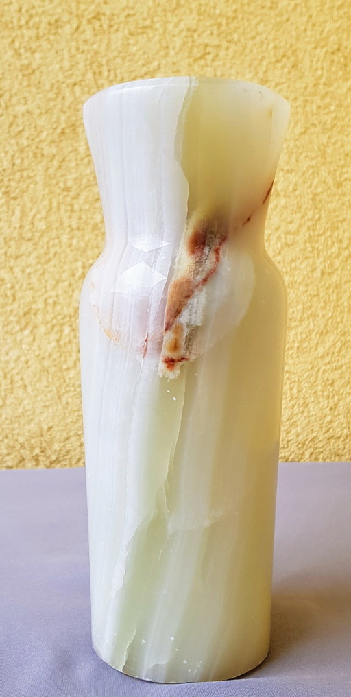 Vase en marbre