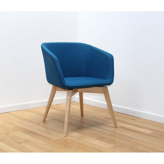 Image 1 of Fauteuil Tula vintage en bois clair et tissu bleu pour Narbutas
