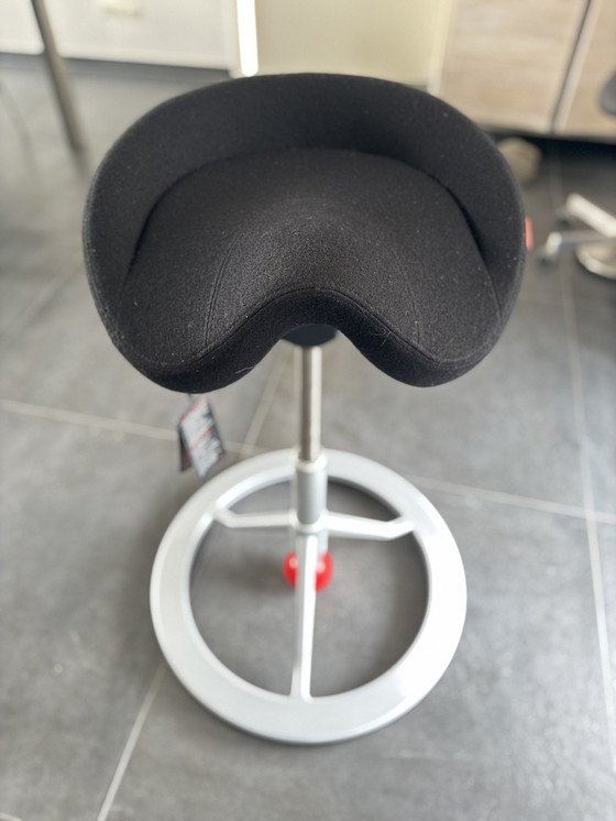 Image 1 of Backapp Smart Ergonomic Saddle Chair