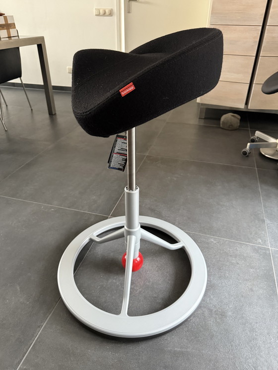 Image 1 of Backapp Smart Ergonomic Saddle Chair