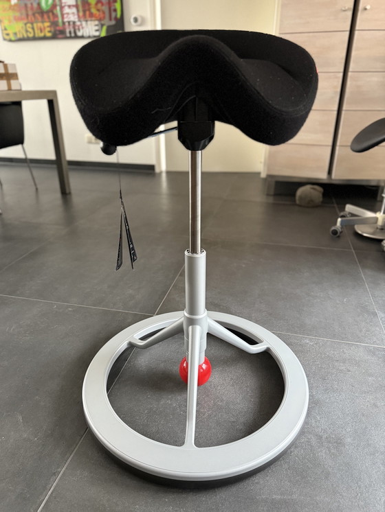 Image 1 of Backapp Smart Ergonomic Saddle Chair