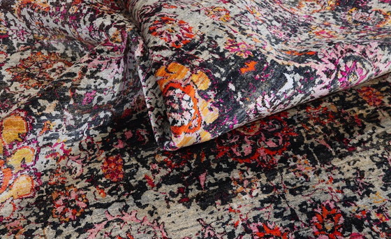 Image 1 of Nouveau tapis de créateur fait à la main - Collection Signature - 100% soie - Luxe pur