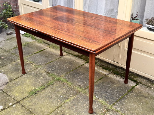 Table et chaises vintage en bois de rose