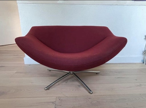 Label Gigi fauteuil rouge.