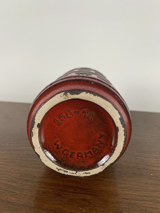 Image 1 of Vase vintage Allemagne de l'Ouest 60s rouge