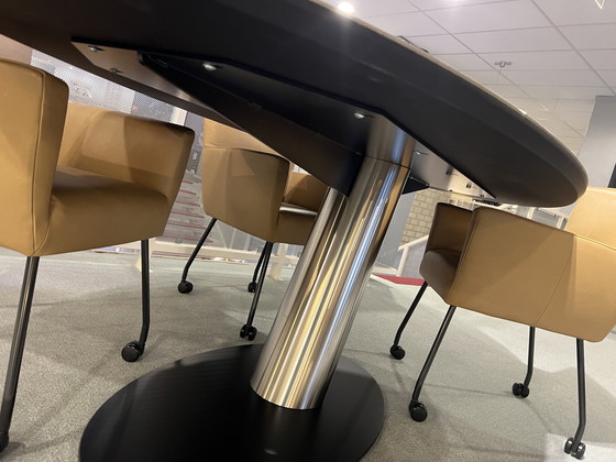 Image 1 of Brees New World Libra Esstisch Oval aus Keramik