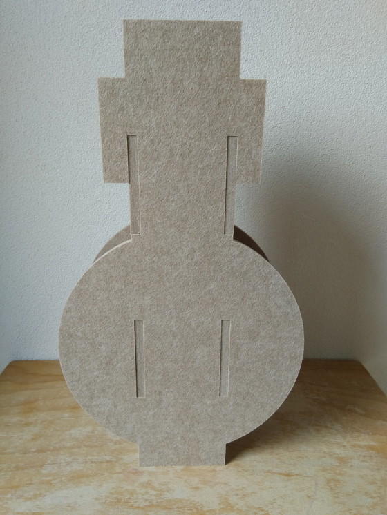 Image 1 of Particolare Vase Pet Felt Tiny Ears von Sabine Boogerd